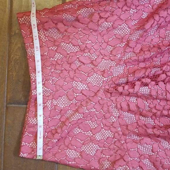 Alexis Braxton Lace Godet Skirt - Picture 14 of 14